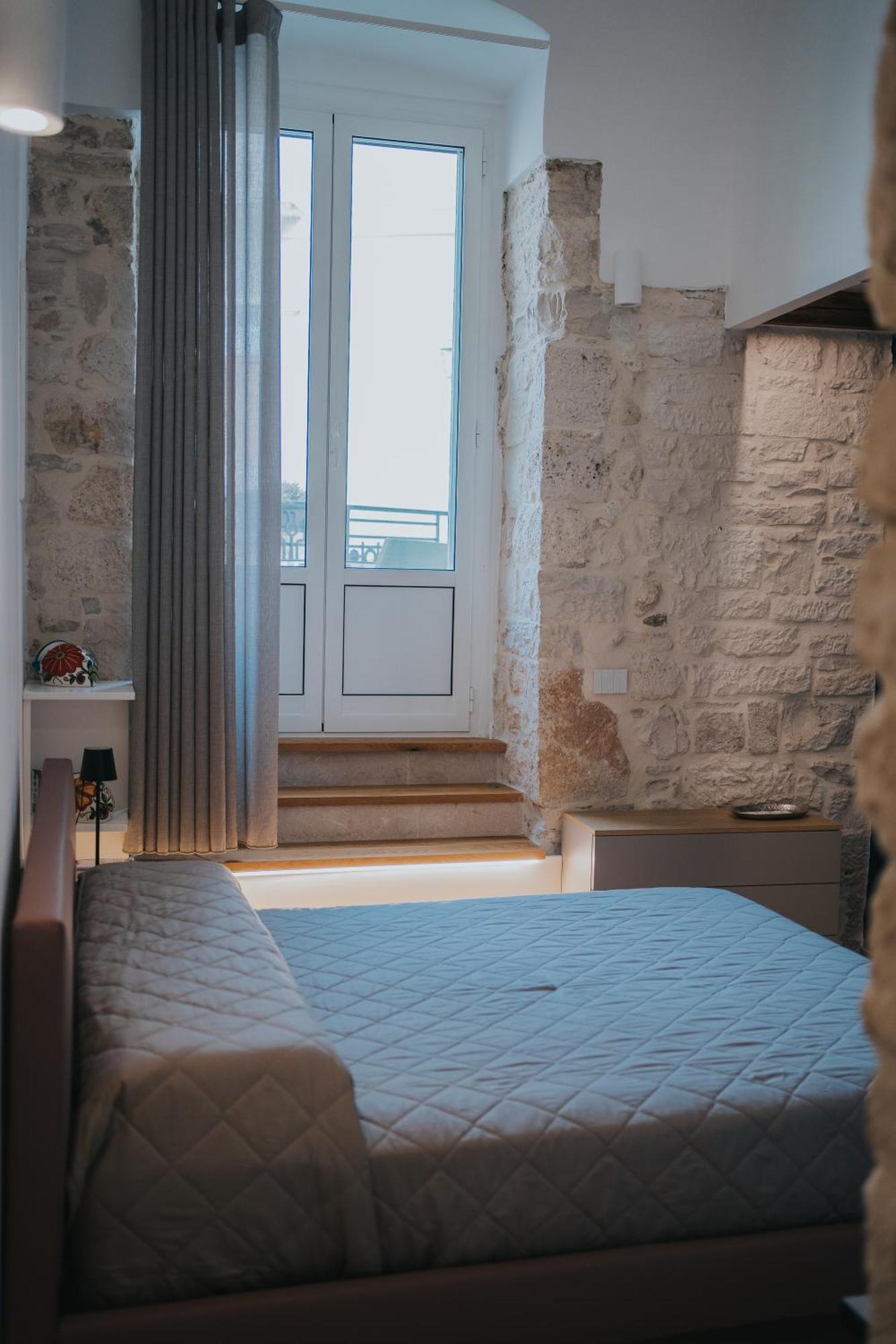 Blu Marina Apartment โจวีนัซโซ ภายนอก รูปภาพ